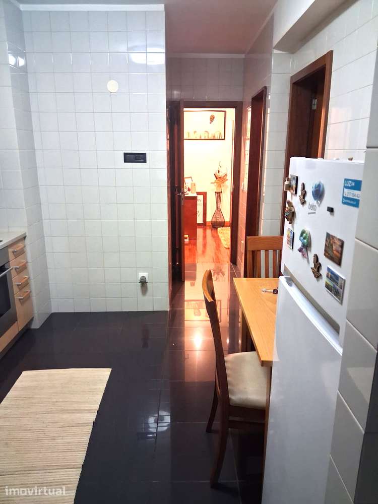 T3 com Piscina, Garagem e Jardim – Penafiel - Grande imagem: 2/19