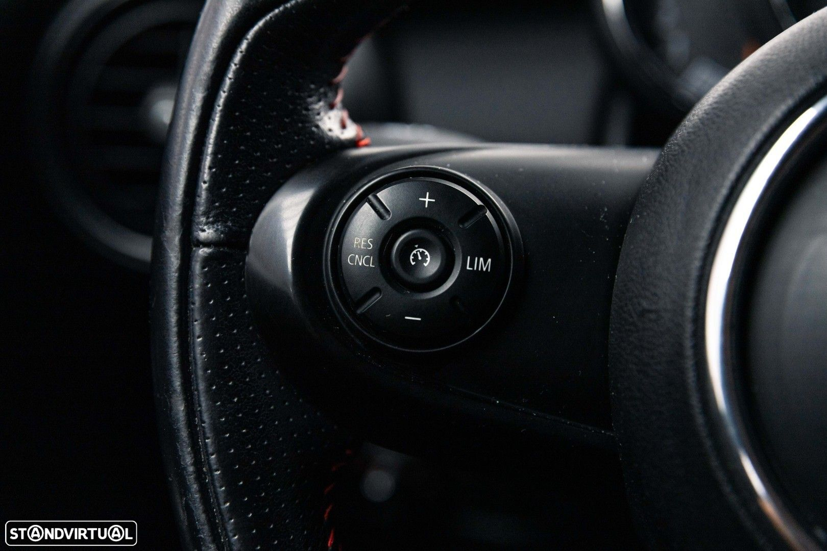 MINI 5 Portas One D - 27
