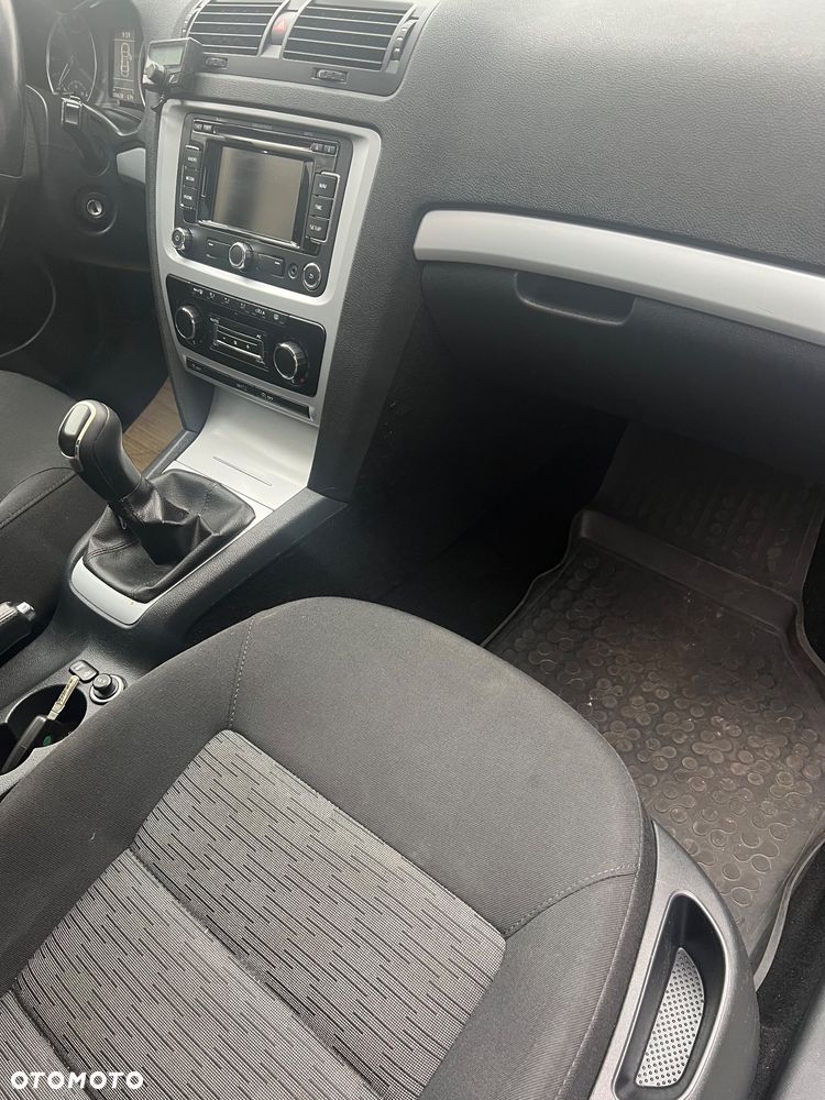 Skoda Octavia 1.6 TDI DPF Classic - 7