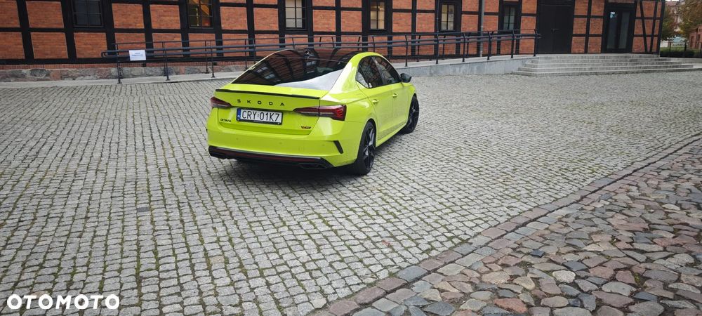 Skoda Octavia 2.0 TSI RS DSG - 8
