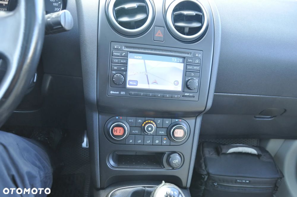 Nissan Qashqai+2 2.0 dCi DPF 4x4 tekna - 3