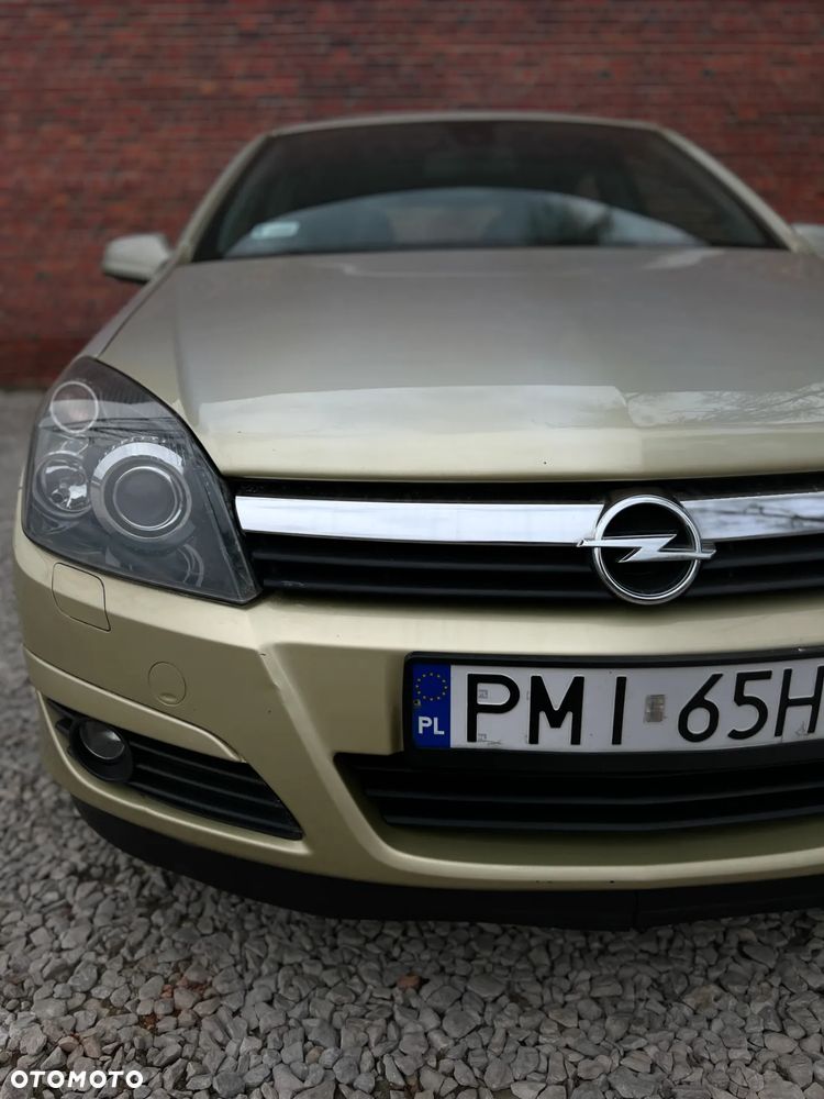 Opel Astra - 32