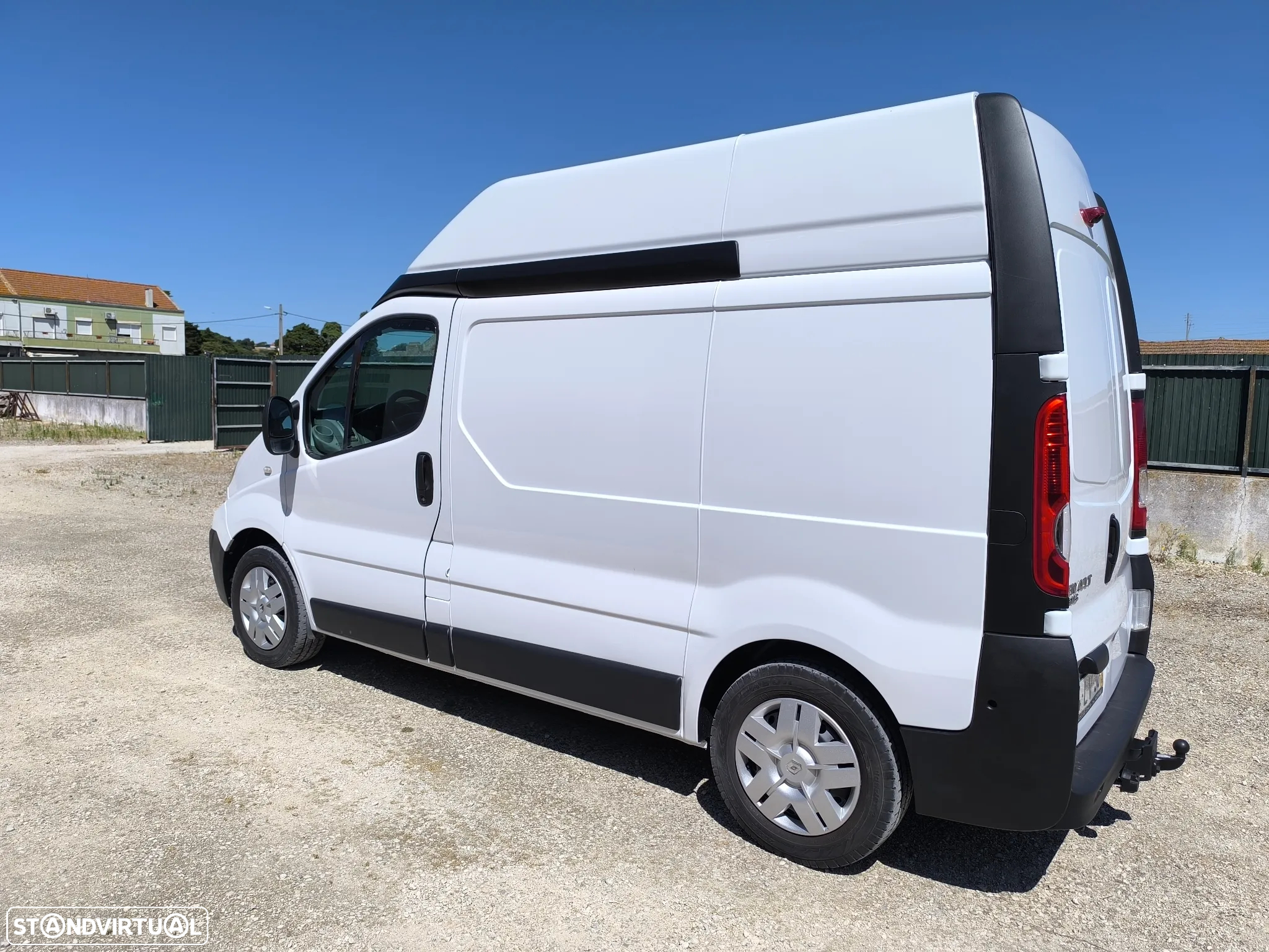 Renault Traffic 115 dci com motor frio - 5