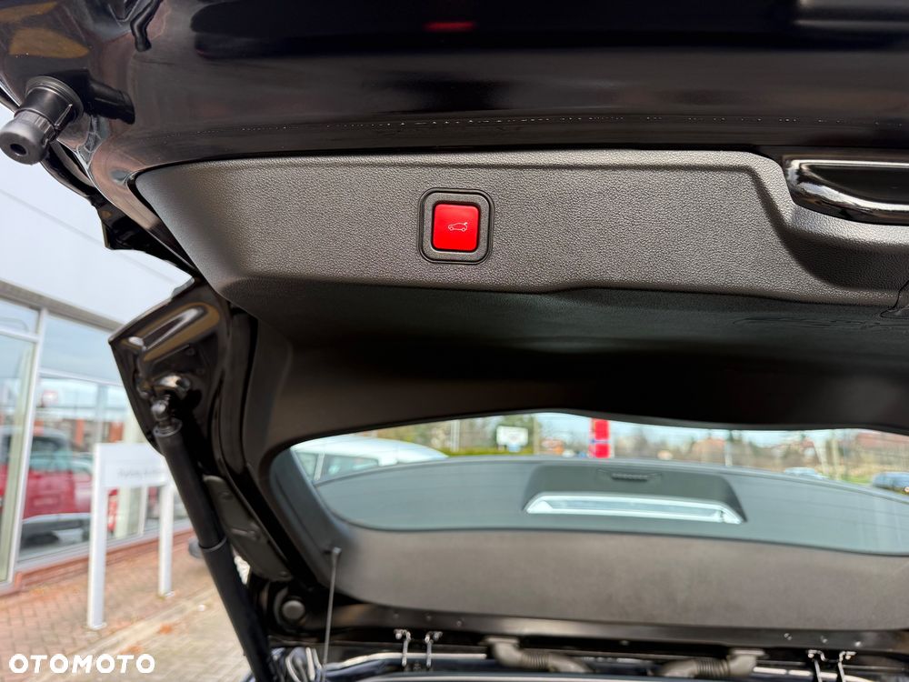 Jeep Avenger 1.2 GSE T3 Turbo-Benzin GDI Altitude - 10