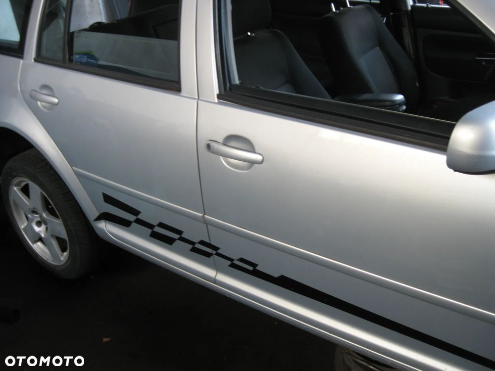golf 4 drzwi srebrne kolor lb7z - 1
