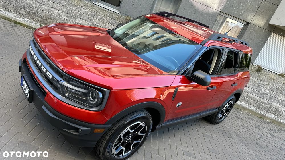 Ford Bronco - 32