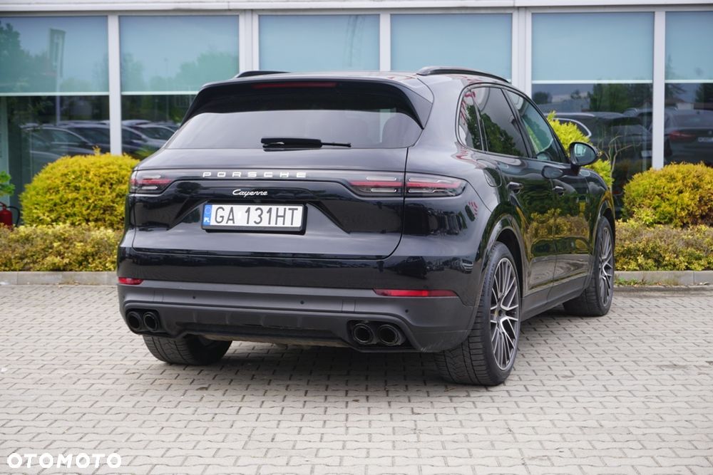 Porsche Cayenne - 7