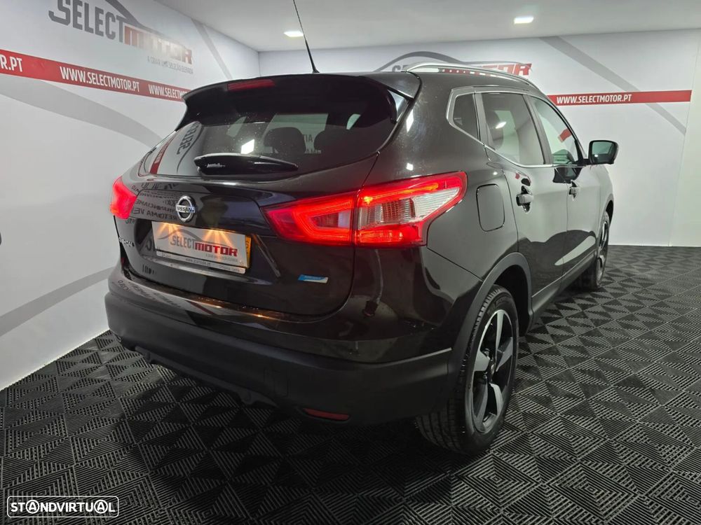 Nissan Qashqai 1.5 dCi N-Connecta 18 - 5