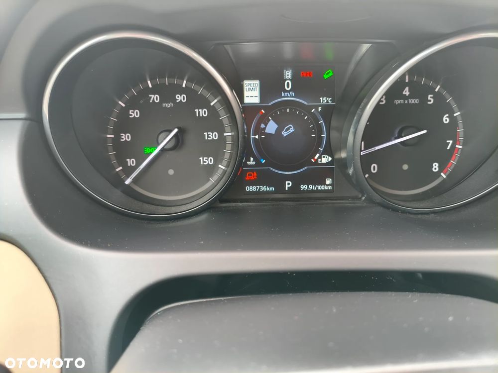 Land Rover Discovery Sport - 26