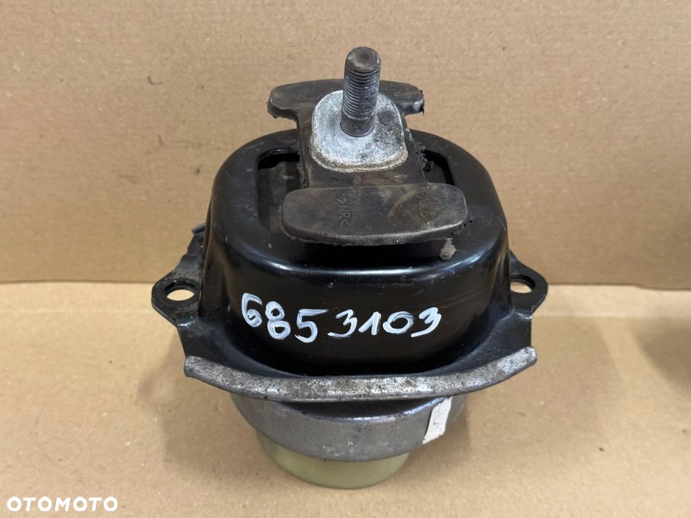 Poduszka silnika X5 F15 6853103 - 1