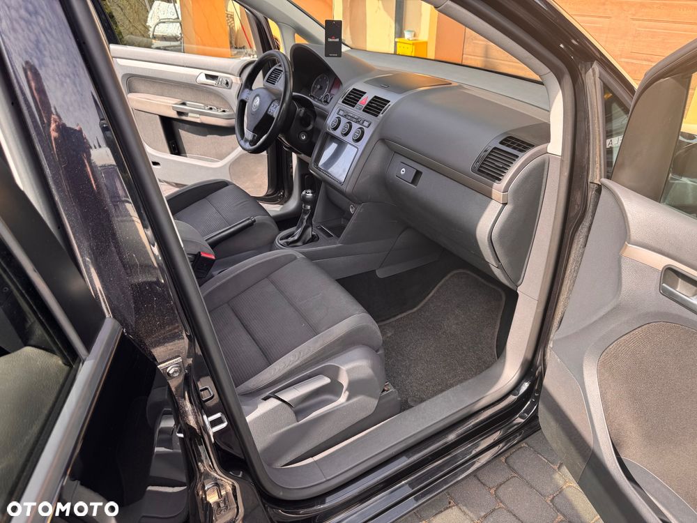 Volkswagen Touran 2.0 TDI DPF Highline Perfectline - 10