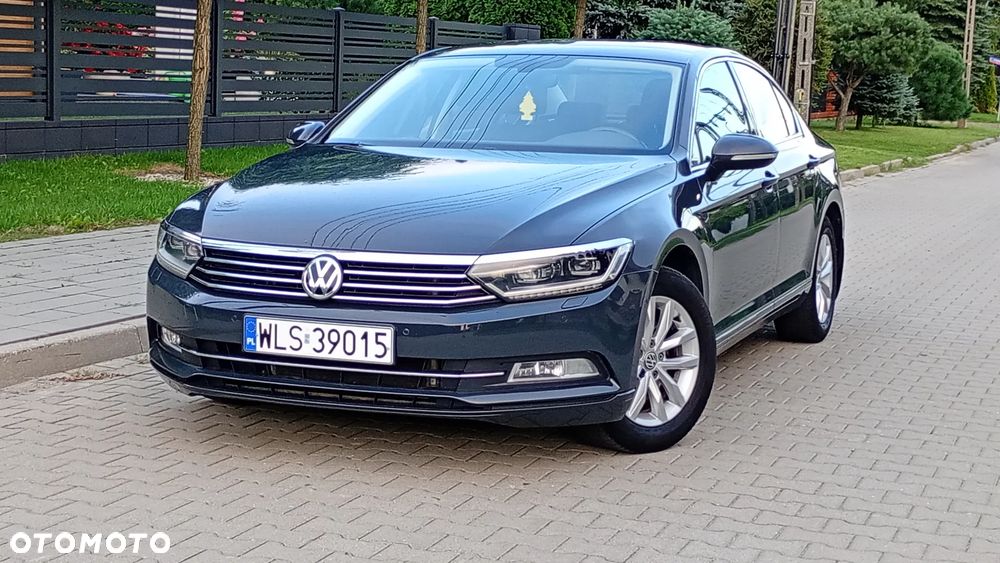 Volkswagen Passat - 2