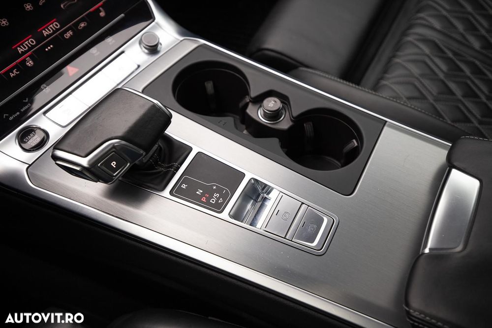 Audi A6 Avant 55 TFSI e quattro S tronic PHEV S Line - 23