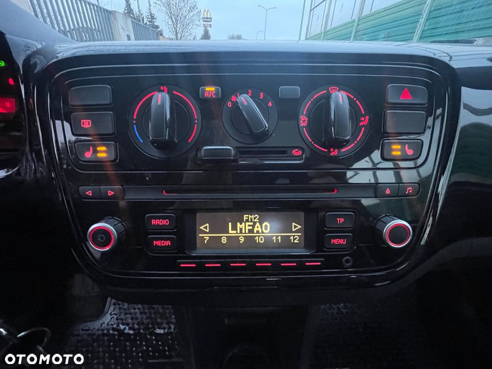 Volkswagen up! 1.0 high - 5