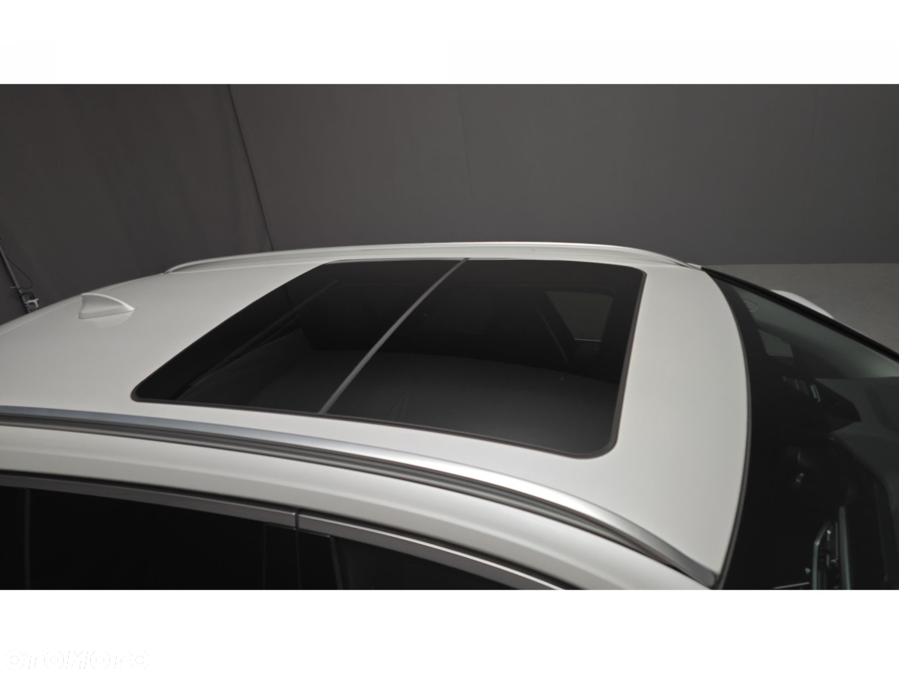 BMW Seria 3 320d xDrive Luxury Line - 27