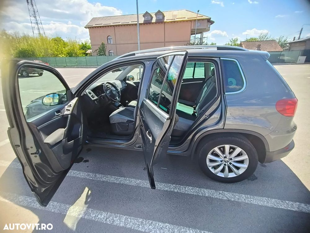 Volkswagen Tiguan - 8