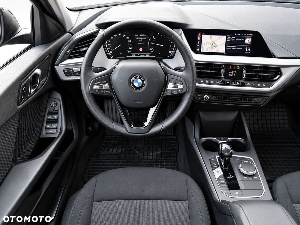BMW Seria 1 118i Advantage - 21