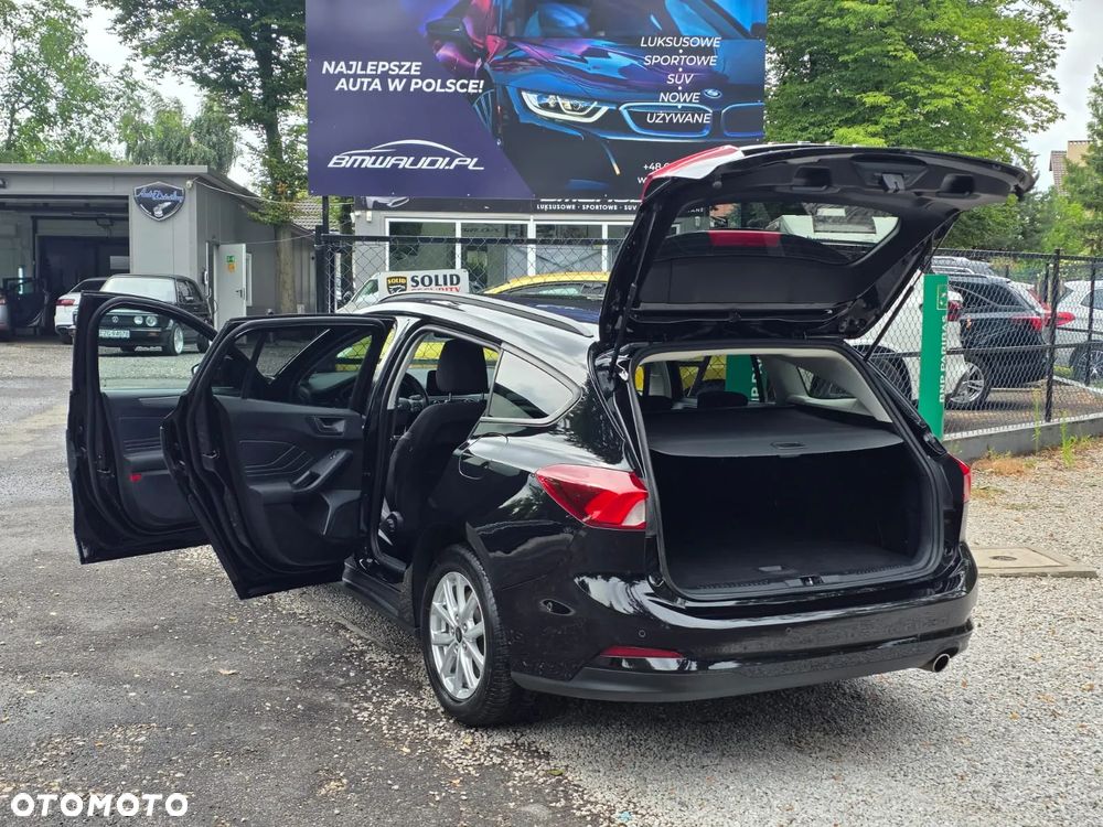 Ford Focus 1.5 EcoBlue Start-Stopp-System COOL&CONNECT - 11