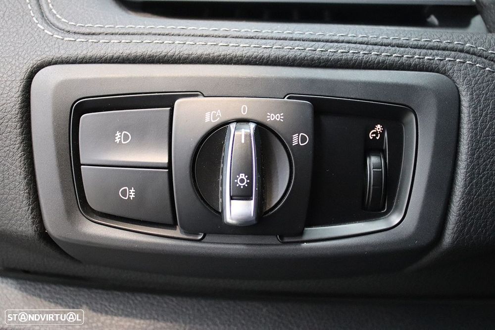 BMW 216 Active Tourer d Line Sport Auto - 20