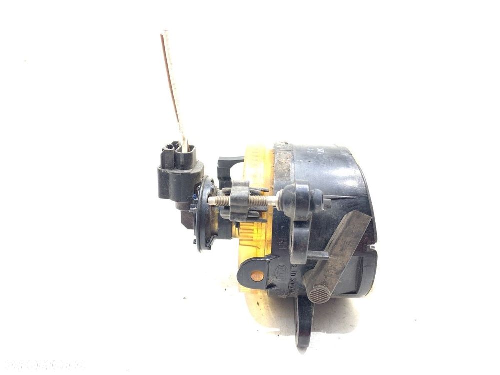 HALOGEN PRAWY PRZÓD  VW GOLF V (1K1) 2003 - 2010 1.6 75 kW [102 KM] benzyna 2004 - 2008 - 2