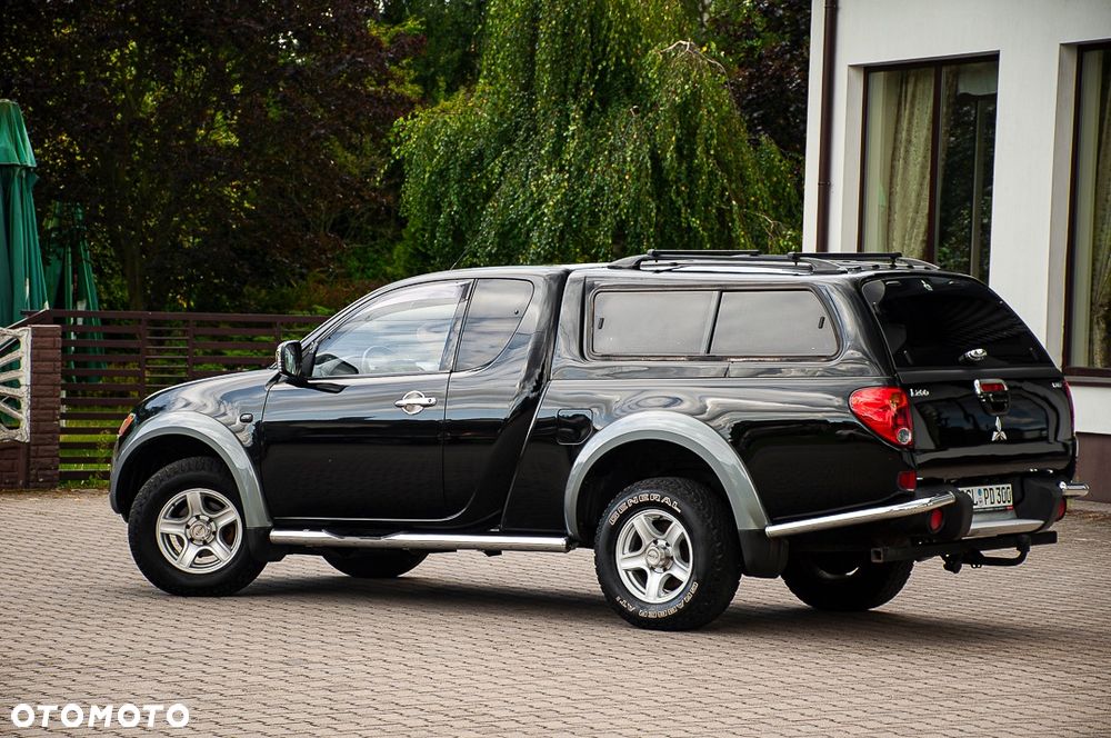 Mitsubishi L200 Pick Up 4x4 Intense Club Cab - 21
