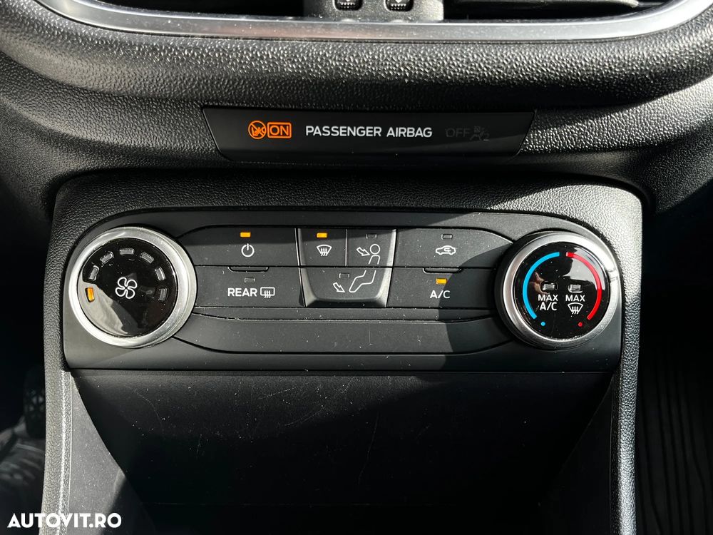 Ford Fiesta 1.1 Titanium - 21