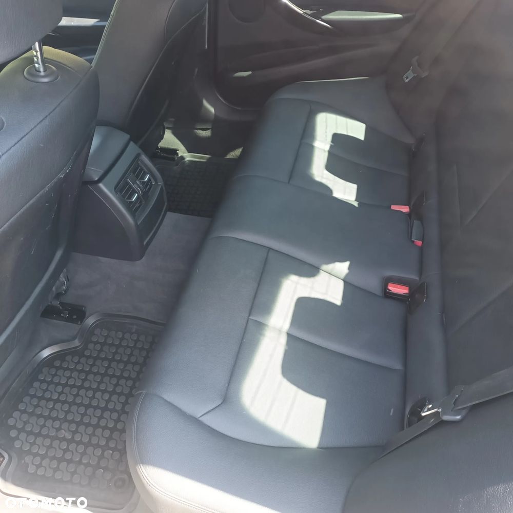 BMW Seria 3 - 18