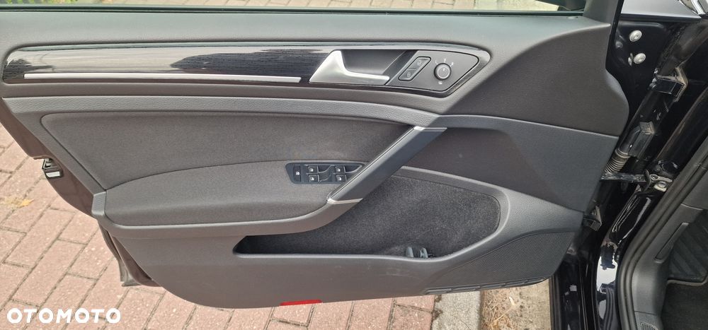 Volkswagen Golf 1.5 TSI BlueMotion ACT Highline - 25