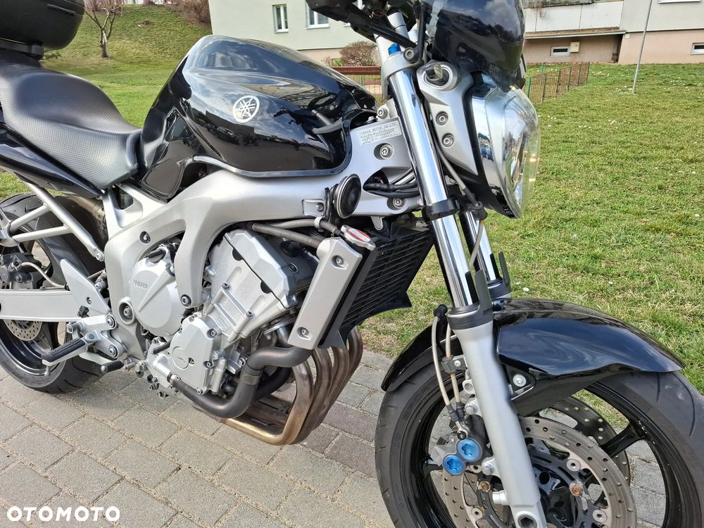 Yamaha FZ6 - 21