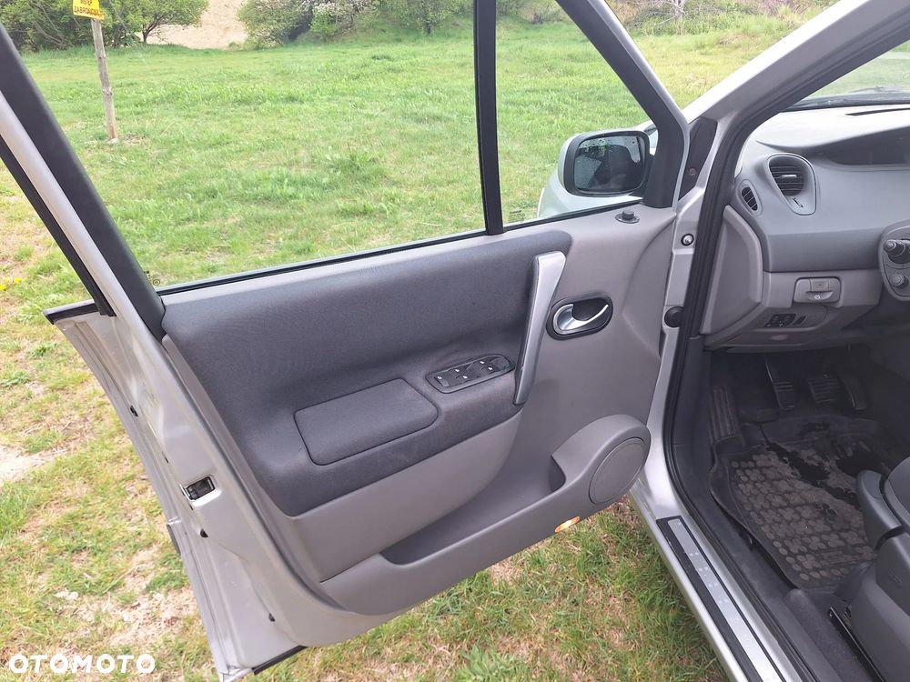 Renault Scenic - 30