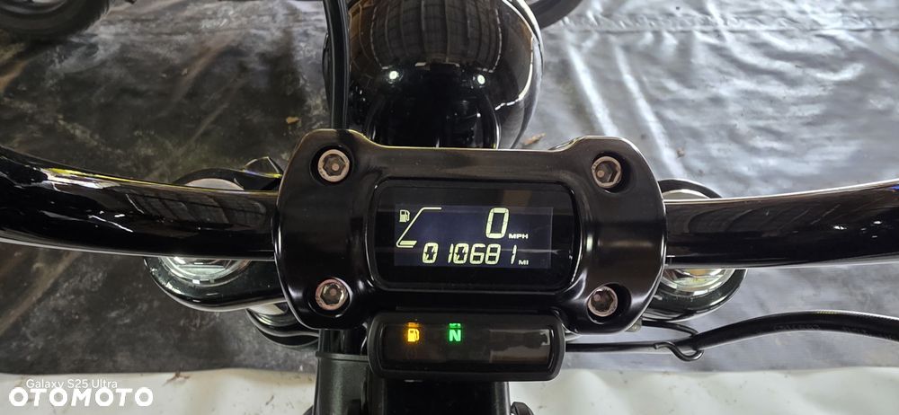 Harley-Davidson Softail Street Bob - 2