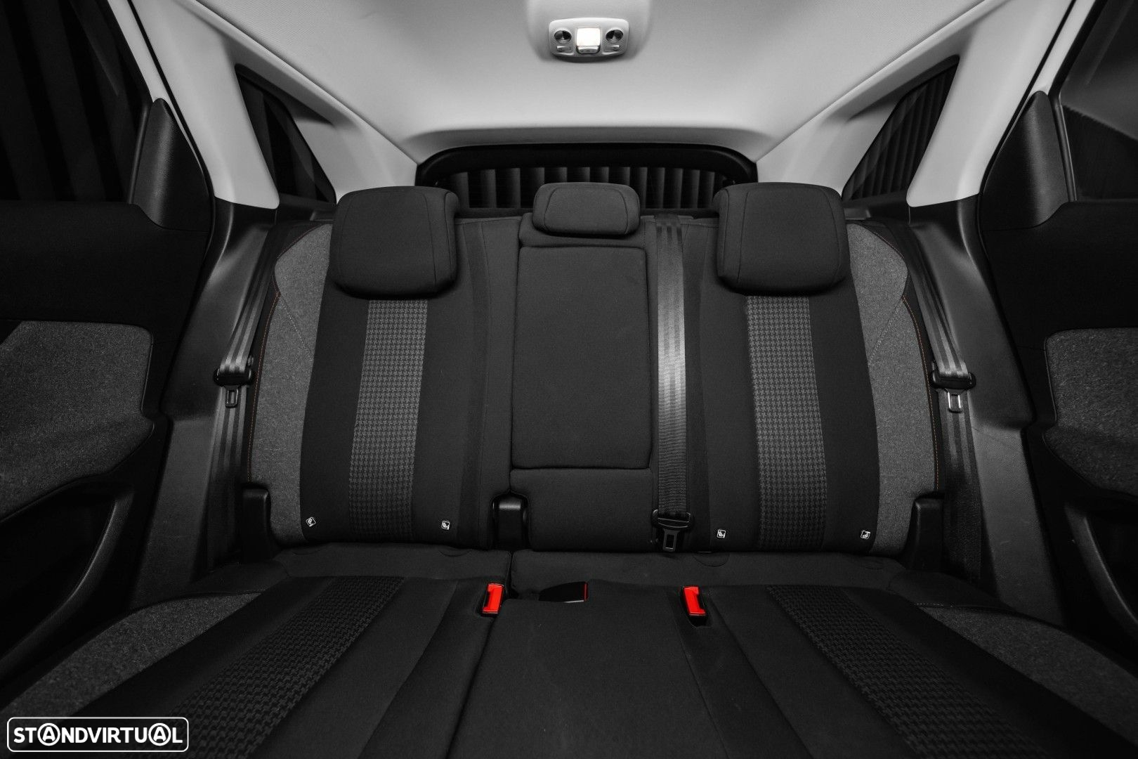 Peugeot 3008 1.5 BlueHDi Active Pack EAT8 - 35