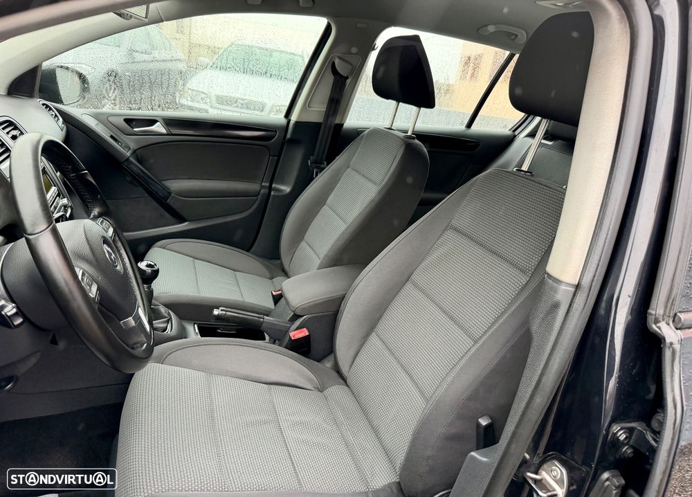 VW Golf 1.6 TDi Trendline BlueMotion - 12