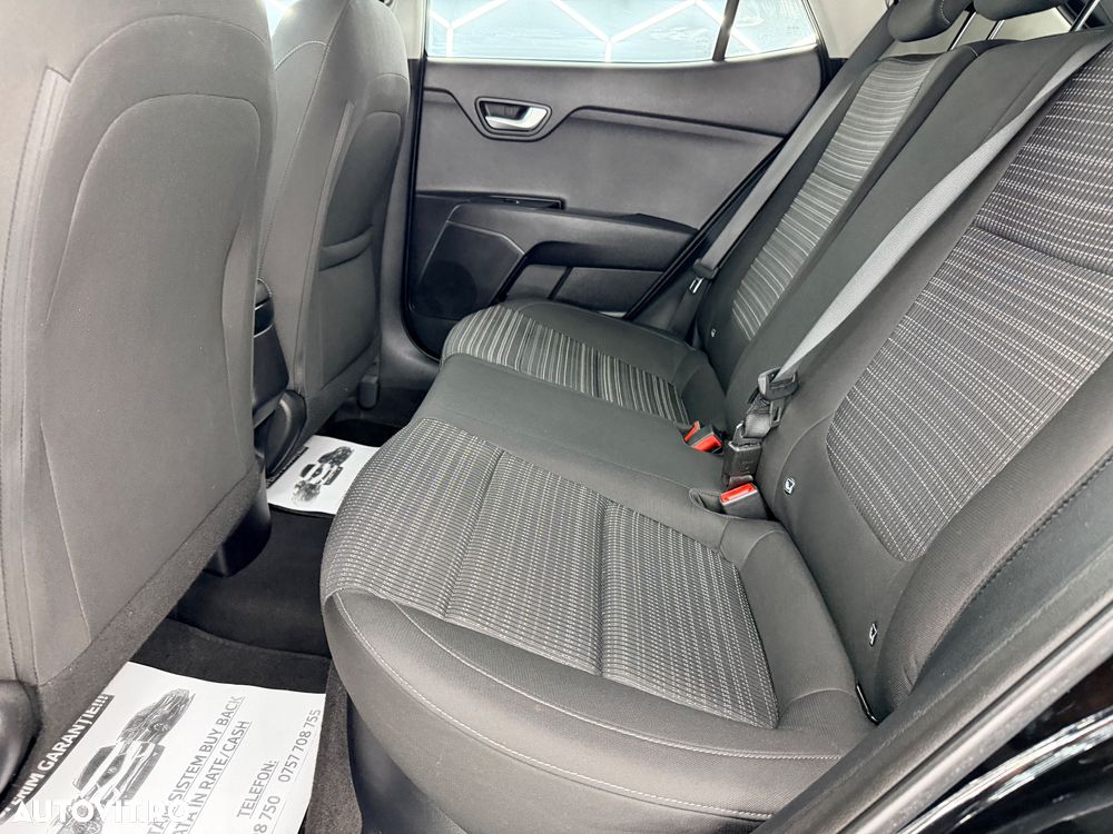 Kia Stonic 1.6 DSL Urban - 12