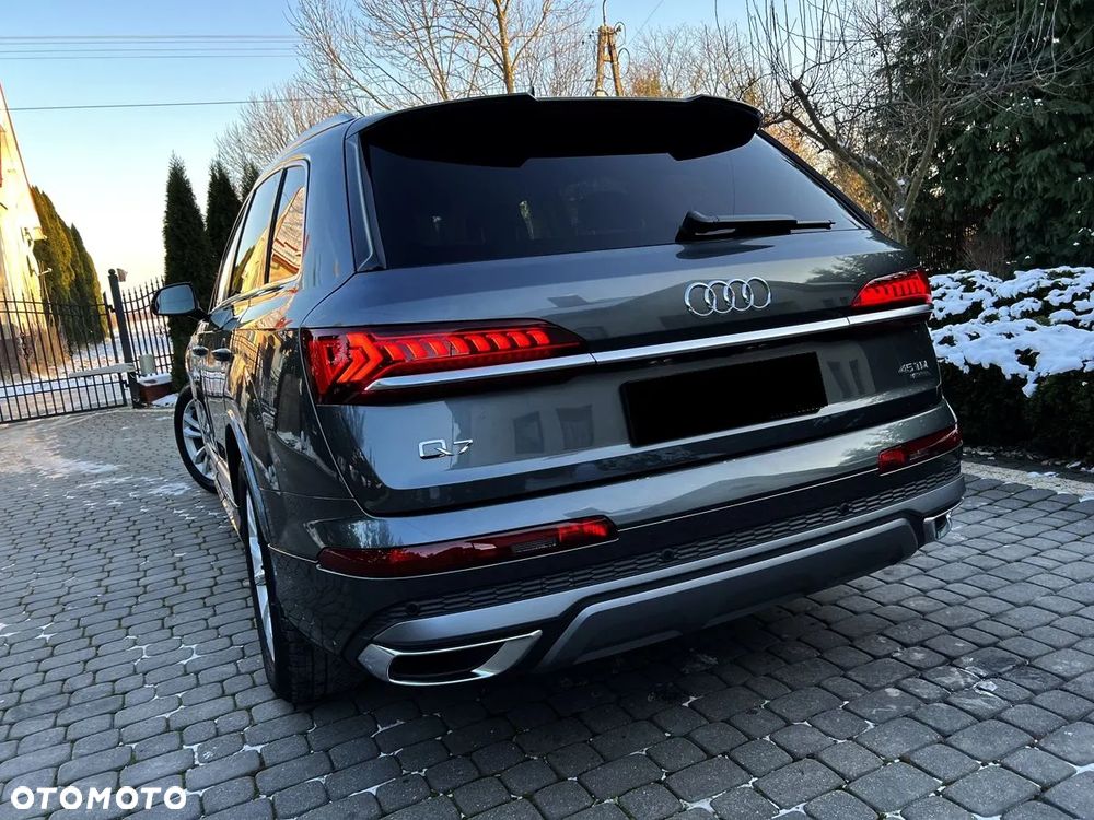 Audi Q7 - 16
