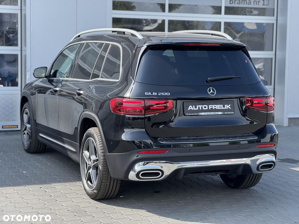 Mercedes-Benz GLB 200 AMG Line 7G-DCT - 11