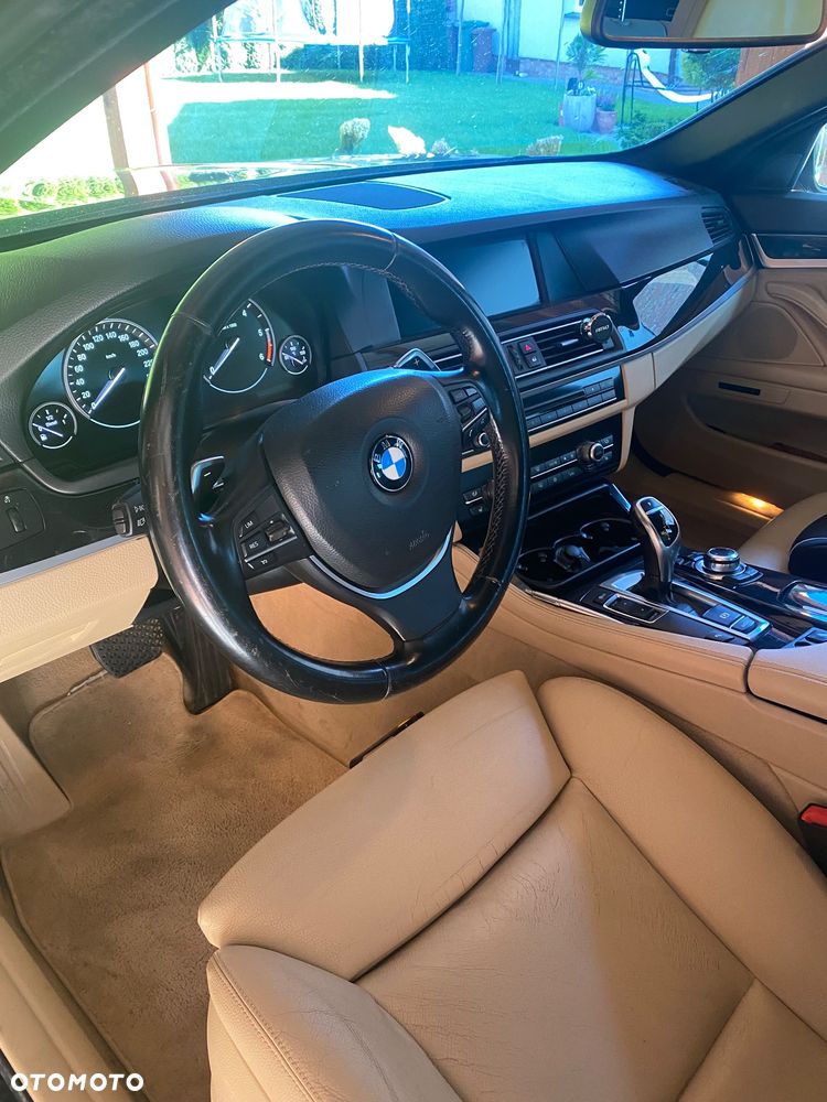 BMW Seria 5 530d xDrive - 1
