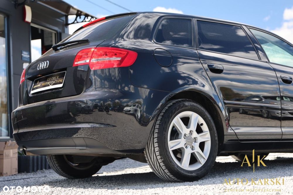 Audi A3 Sportback - 12