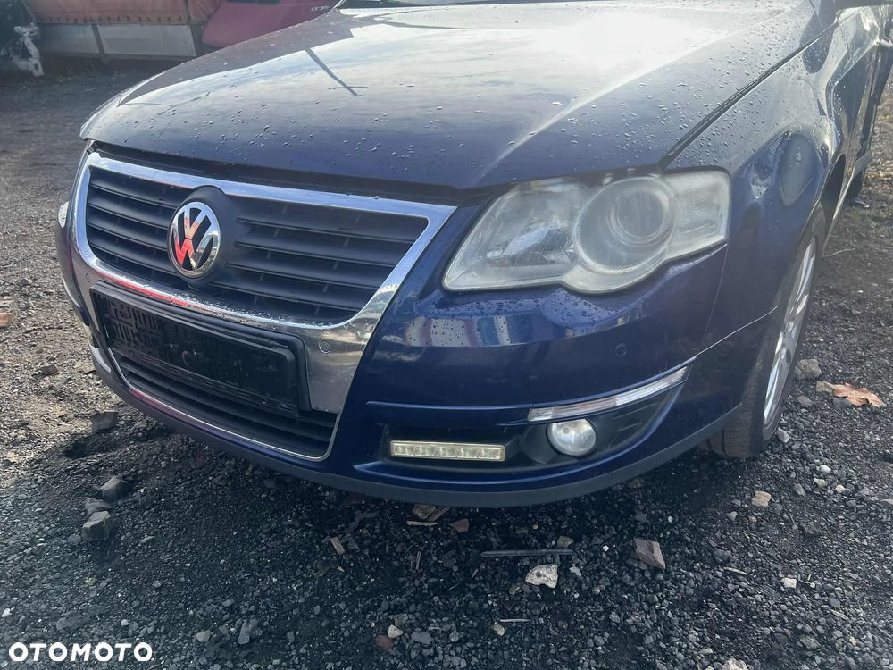 Zderzak przedni/PRZÓD Volkswagen Passat b6 Kombi !! KOMPLETNY - 1