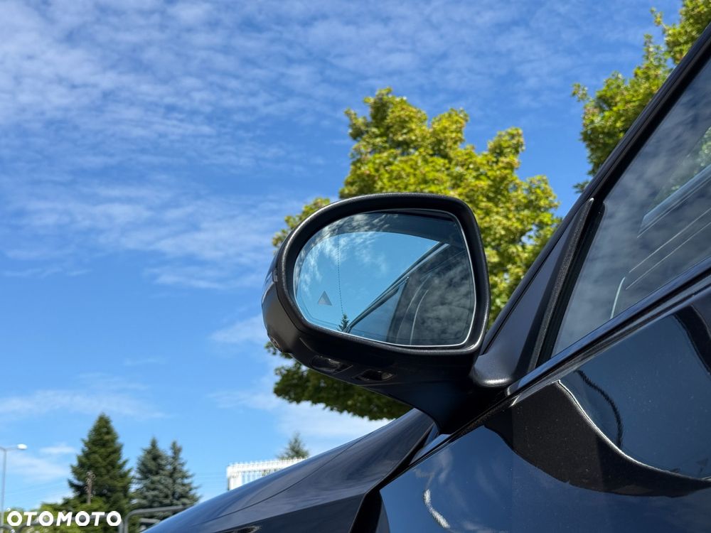 Mercedes-Benz Klasa C 220 d mHEV 4-Matic All-Terrain Avantgarde - 29