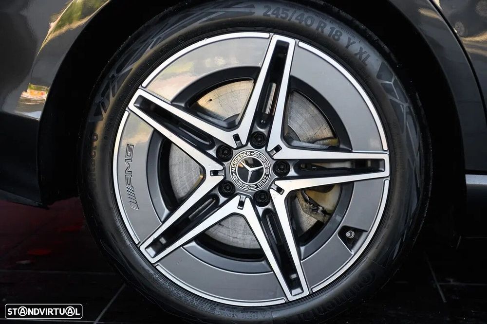 Mercedes-Benz C 300 e AMG Line - 23