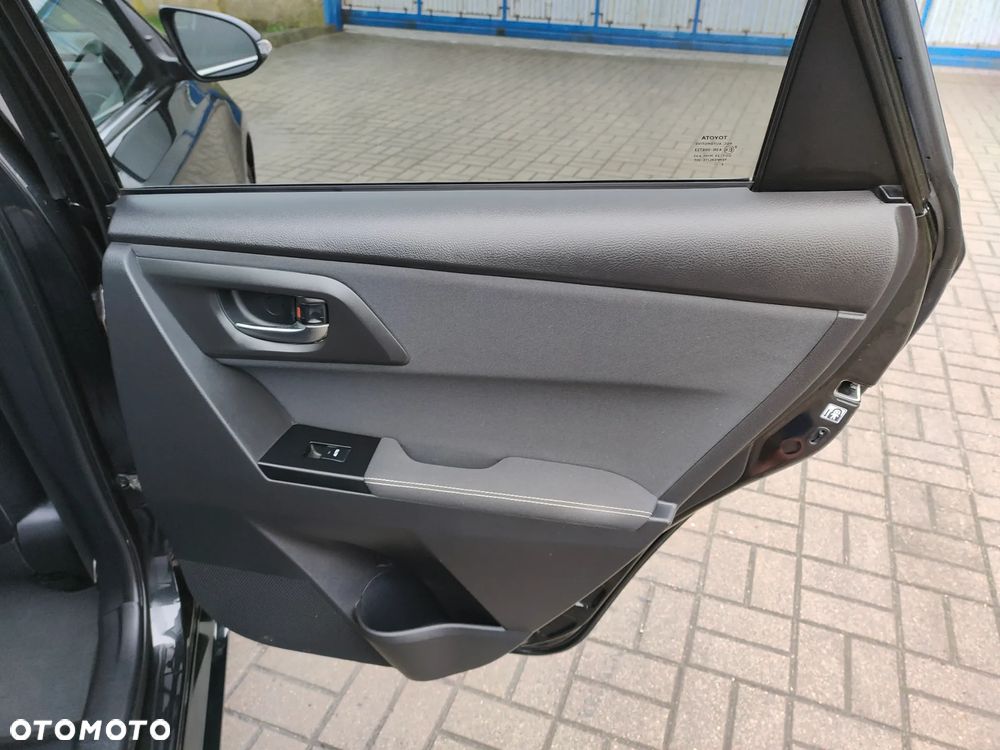 Toyota Auris 2.0 D-4D Premium - 15