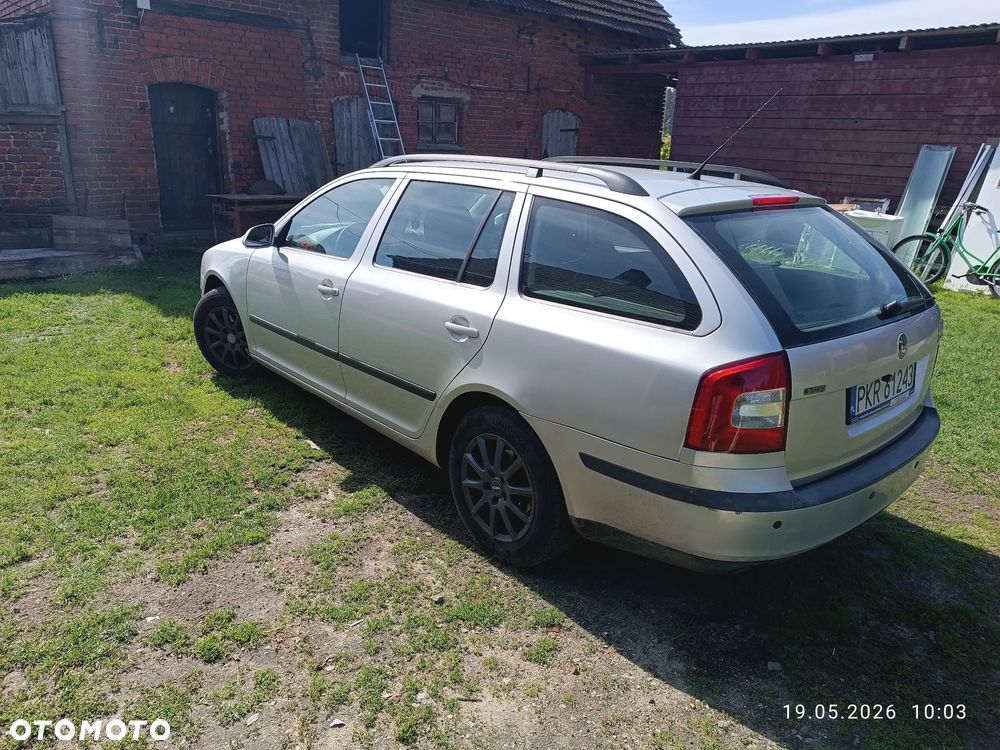 Skoda Octavia 1.6 FSI Classic - 8