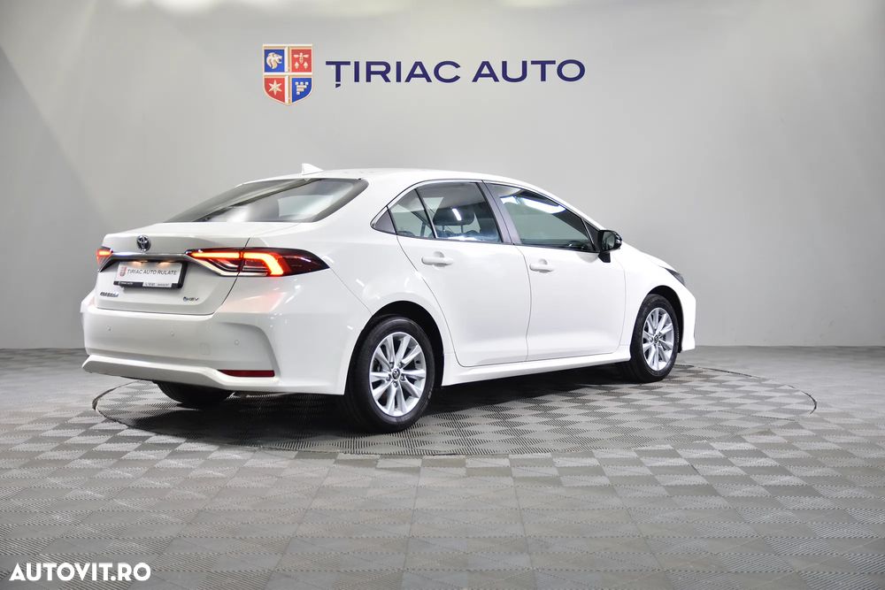 Toyota Corolla - 6