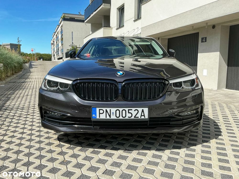 BMW Seria 5 520d - 26