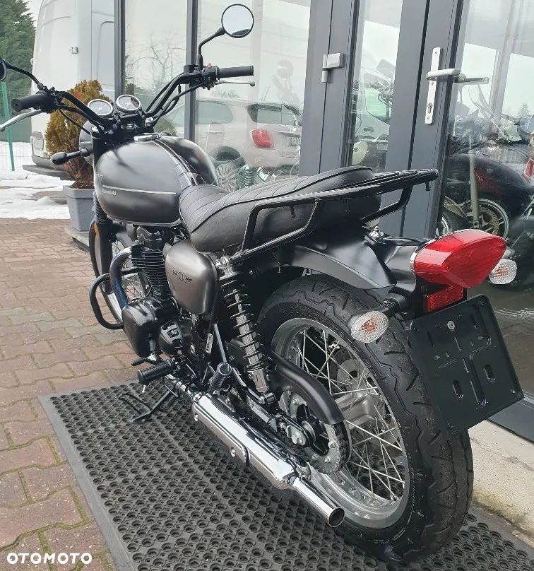 Kawasaki Inny - 3
