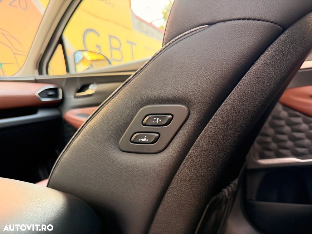 Hyundai Santa Fe 1.6 Plugin-Hybrid 4WD SEVEN Signature - 13