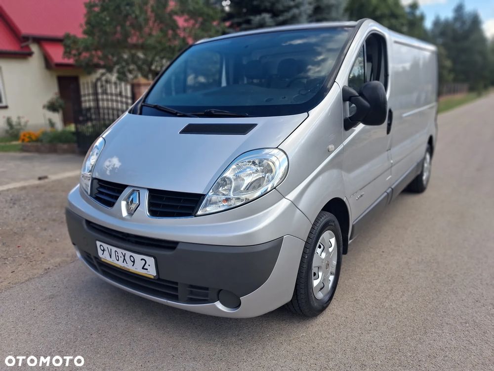 Renault Trafic - 1