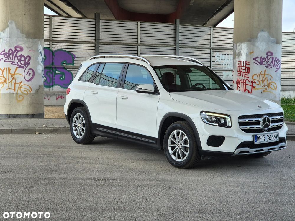 Mercedes-Benz GLB 200 7G-DCT - 3