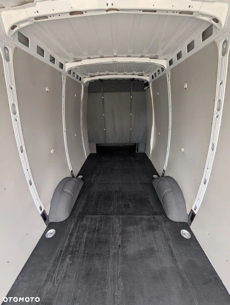 Iveco Daily Maxi Long - 19